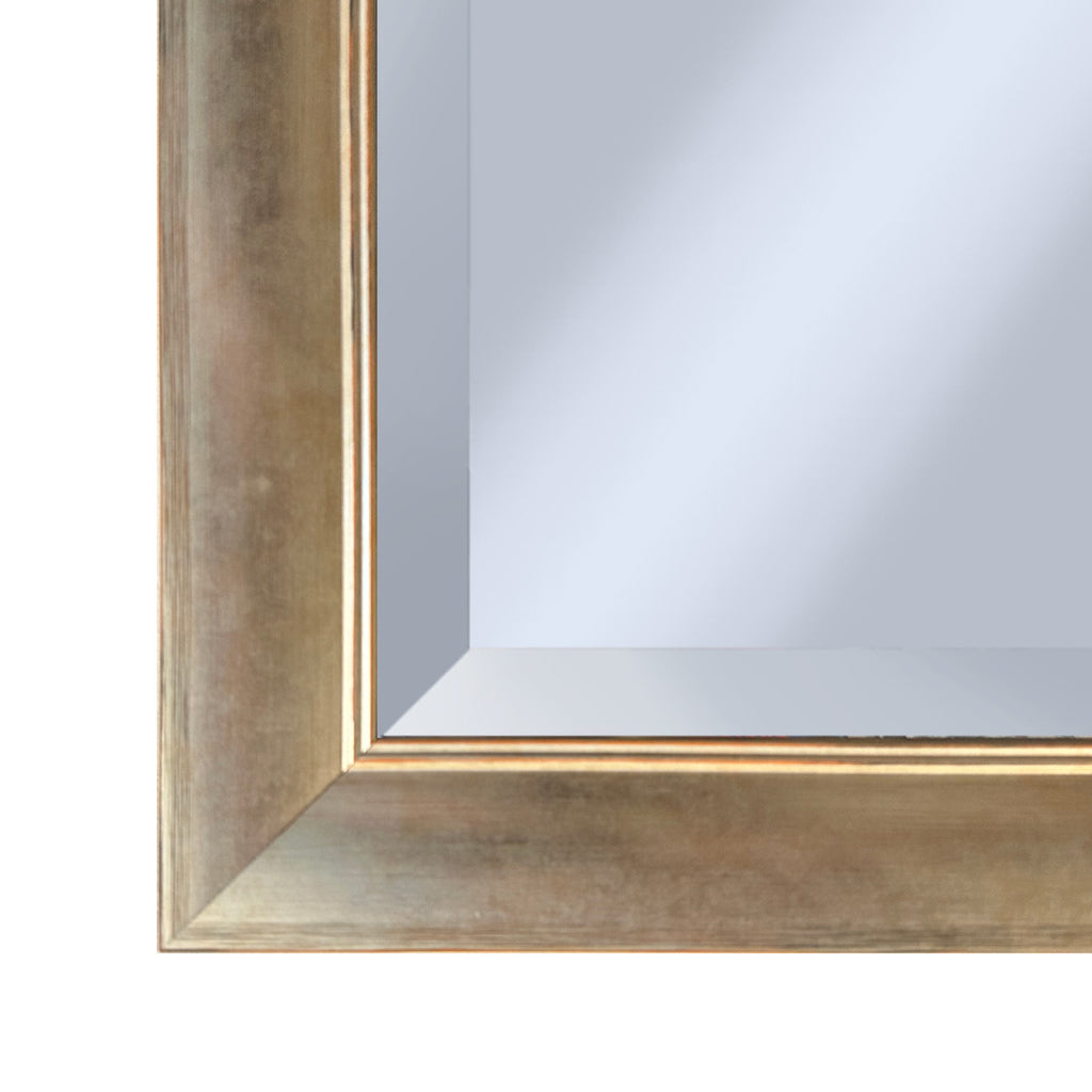 White gold corner detail 